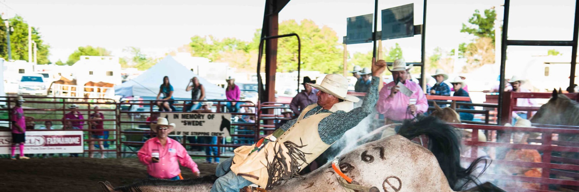 Fort Bloomfield Rodeo Davis County Fairgrounds Bloomfield, Iowa